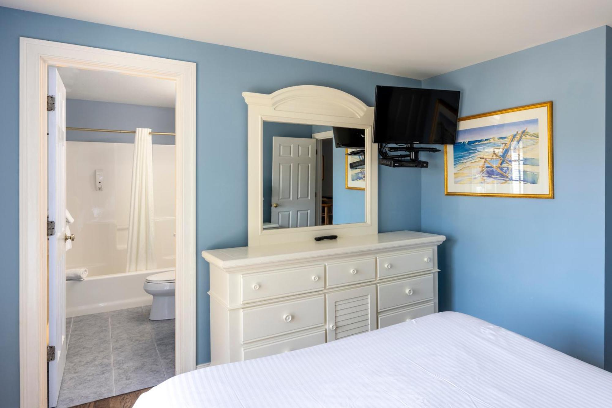 Beachside Village 3* Falmouth