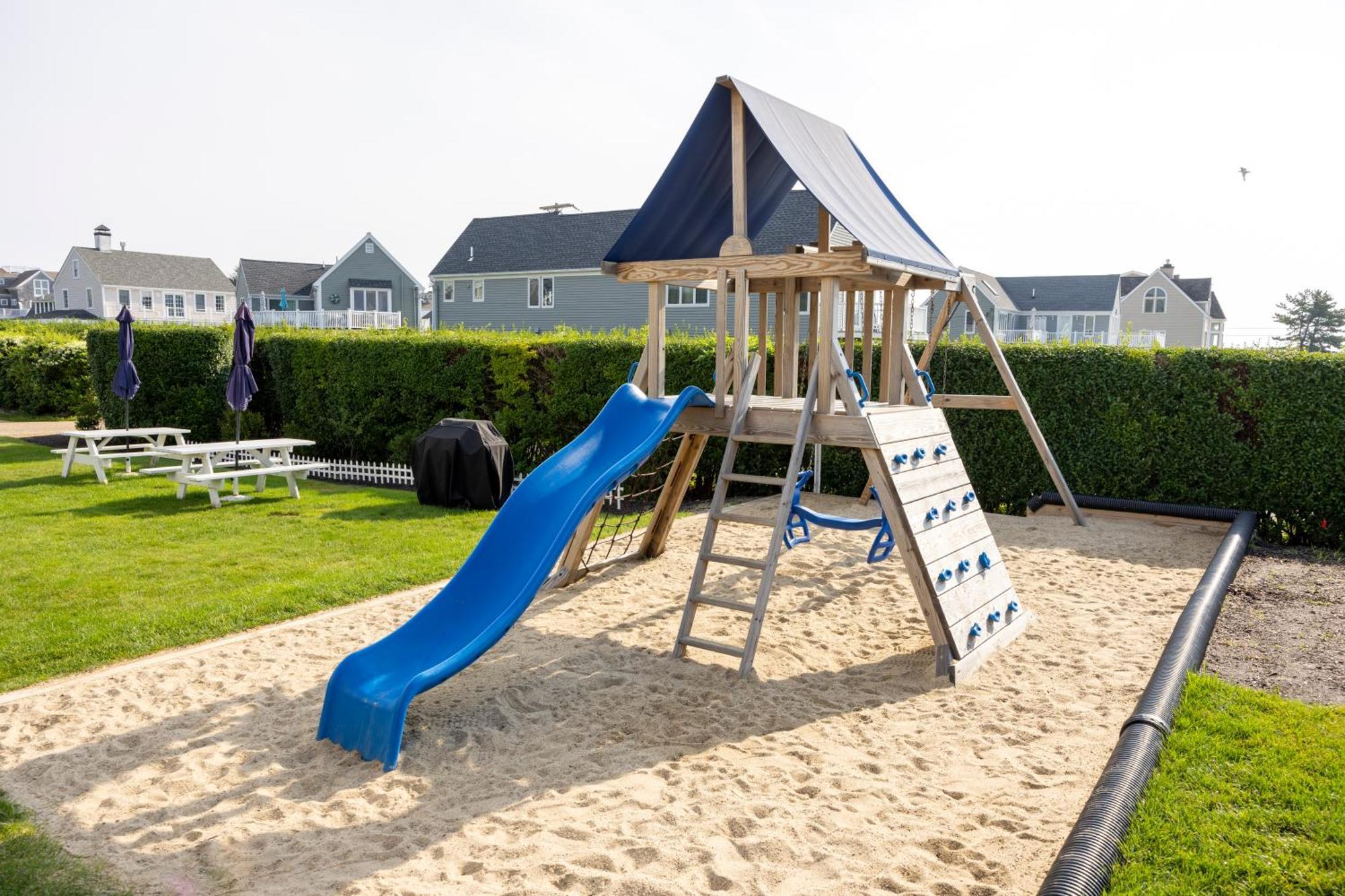 Beachside Village Resort, A Vri 3*