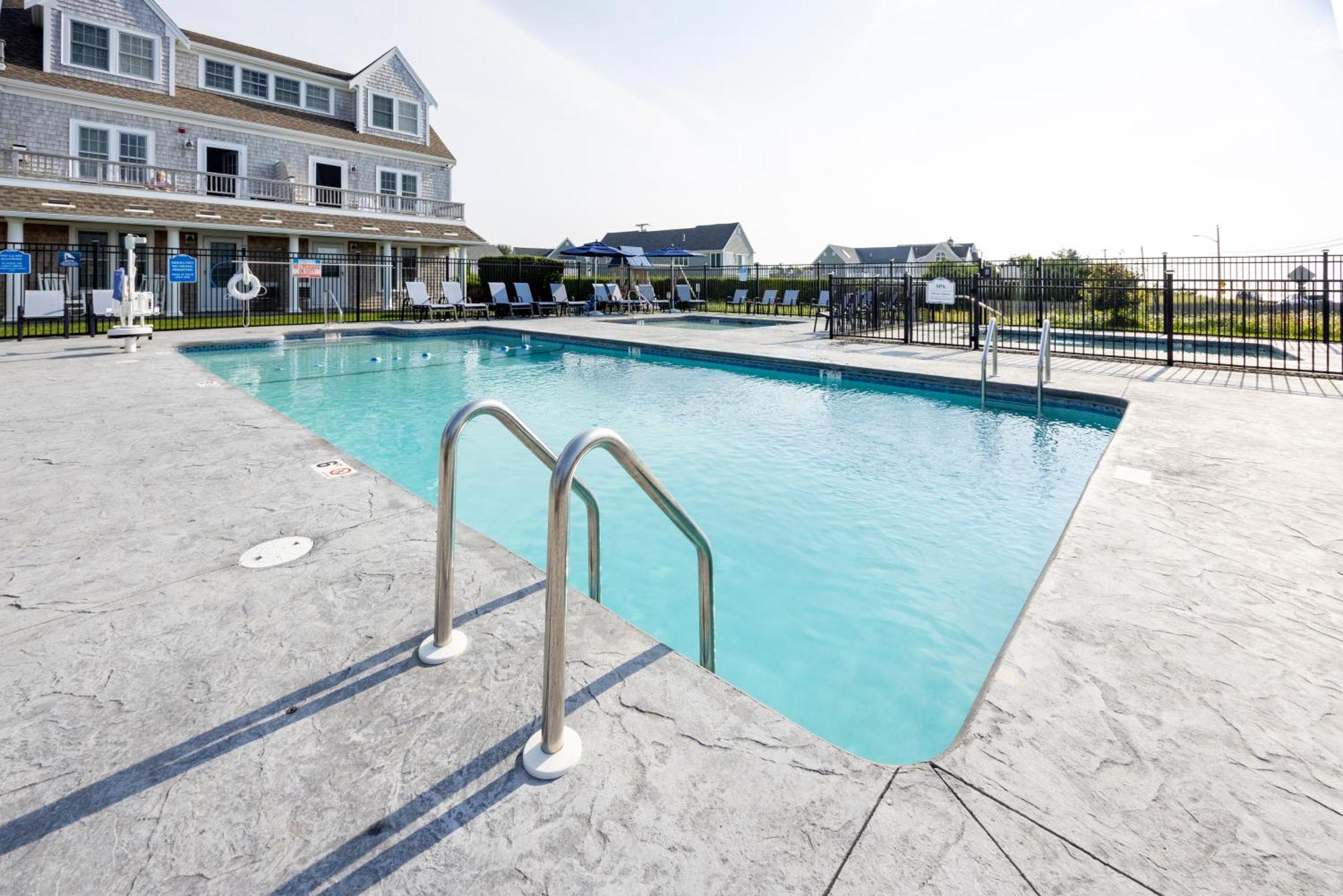 Beachside Village Resort, A Vri Hotel