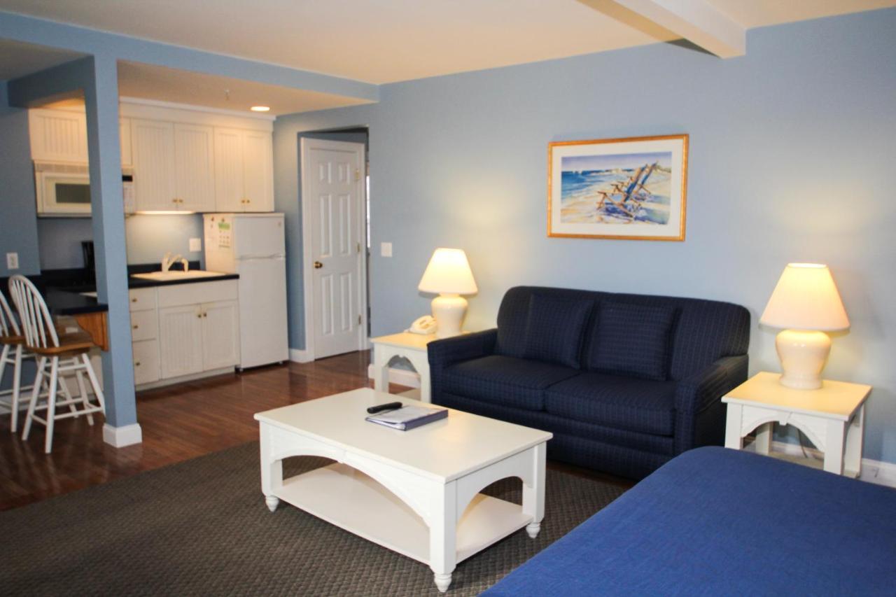 Beachside Village 3* Falmouth